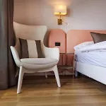 Hotel Capri