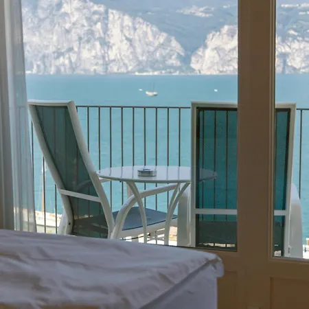 Capri Hotel