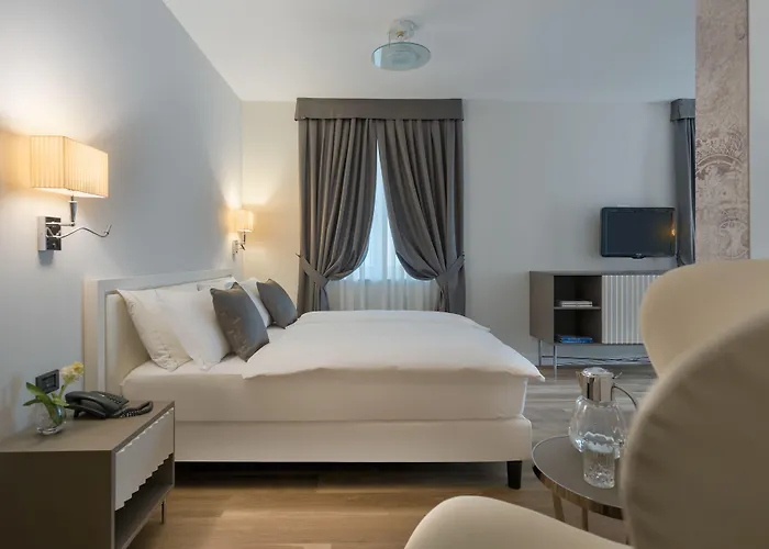 Capri Hotell Malcesine