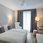 Hotell Capri 3*