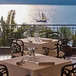Capri Hotell 3*