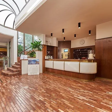 Hotel Capri Malcesine