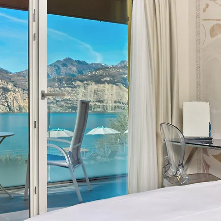 Capri Hotel 3*