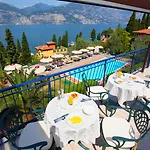 Capri Szálloda 3*
